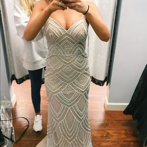 BRAND NEW JOVANI PROM DRESS!!!